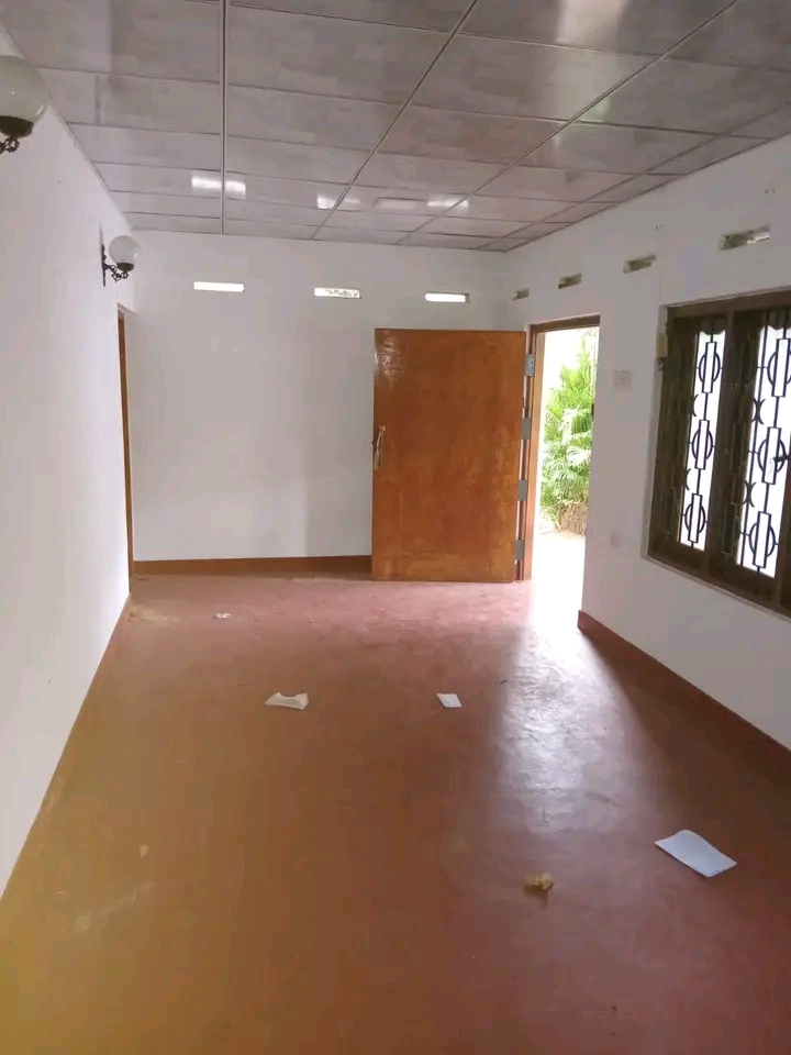 House Image 2