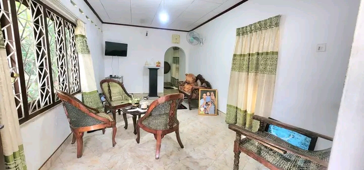 House Image 2