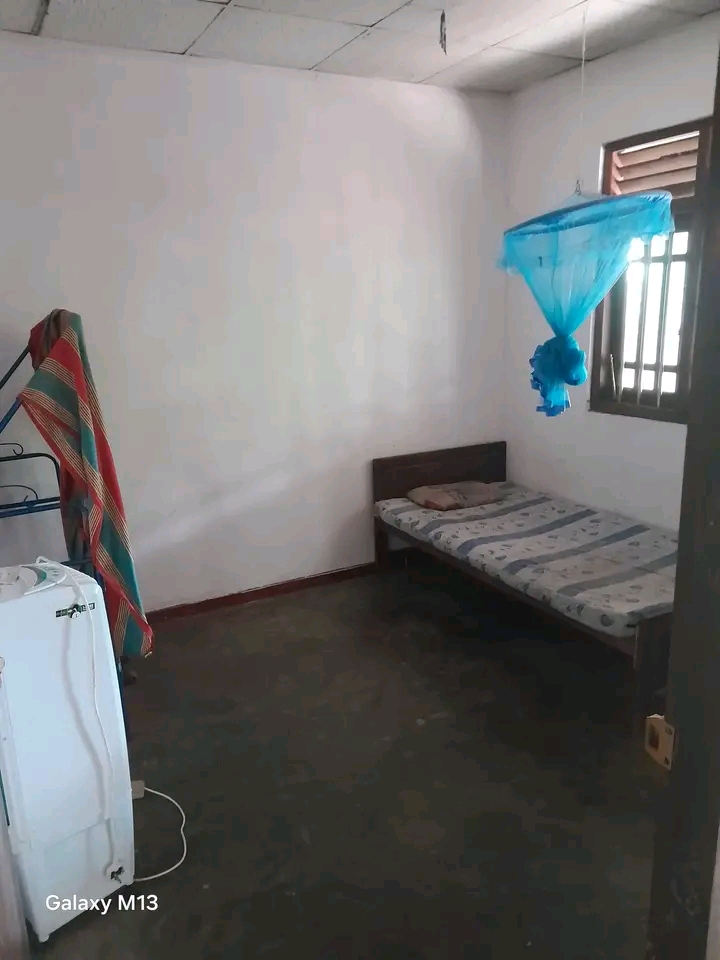 House Image 4