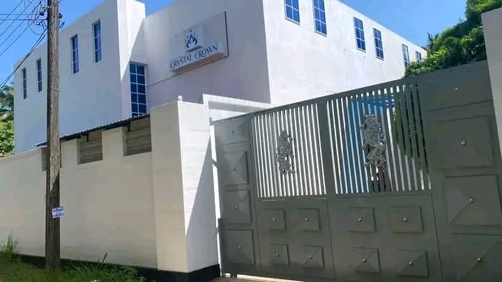 Commercial building for rent or lease